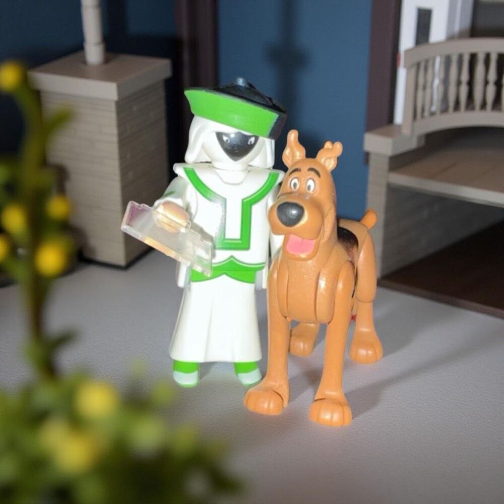 Playmobil Scooby-Doo Mystery Figure Zen Tuo Figure & Scooby Dooby Doo B23